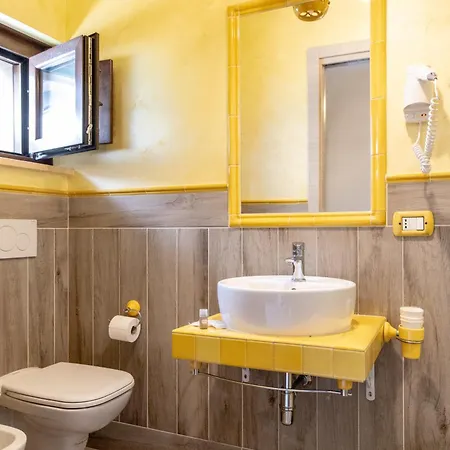 Domus Angeli Πανσιόν 4*