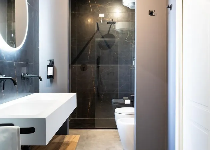 多莫斯安杰利旅馆 招待所 4*